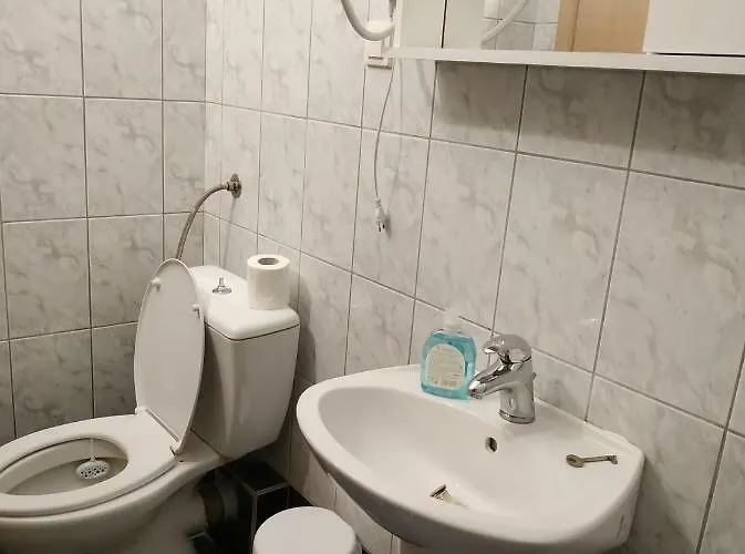 Lazaros Hotel *